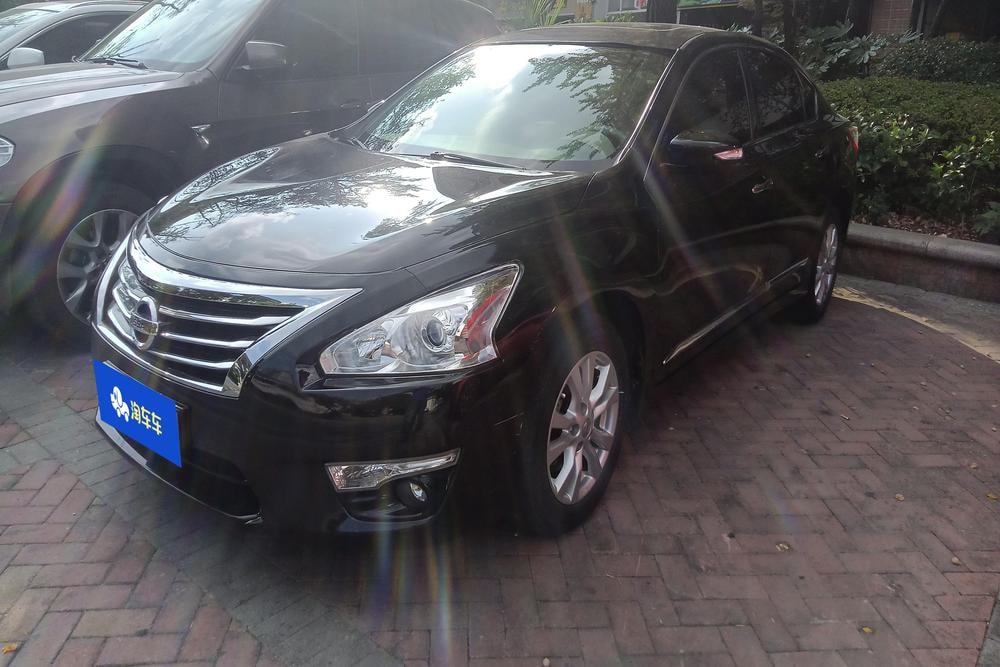 Nissan Teana 2015 — фото автомобиля