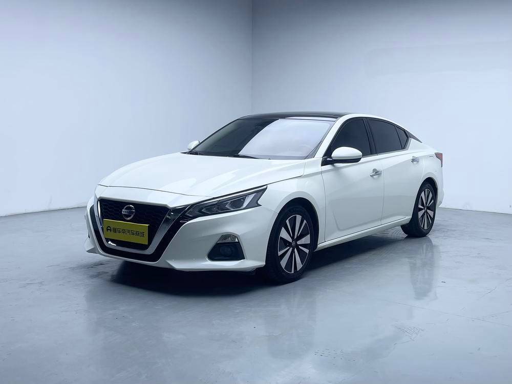 Nissan Teana 2021 — фото автомобиля