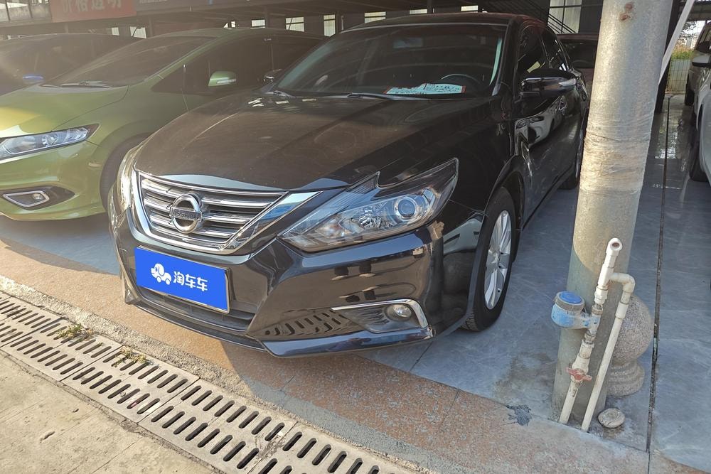 Nissan Teana 2016 — фото автомобиля