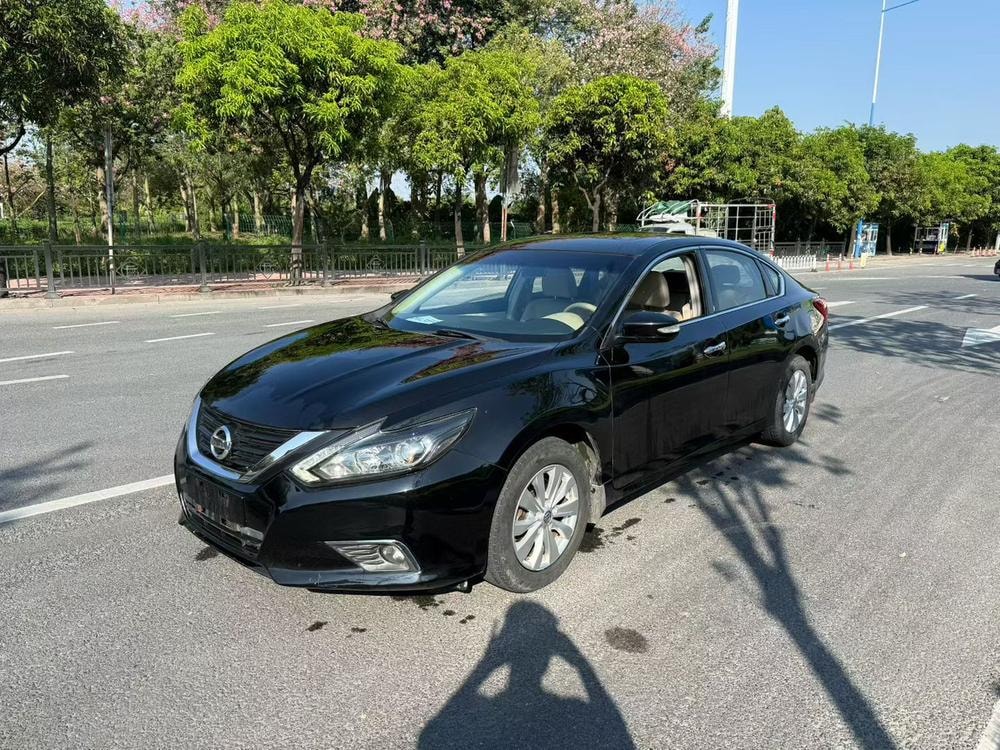 Nissan Teana 2016 — фото автомобиля