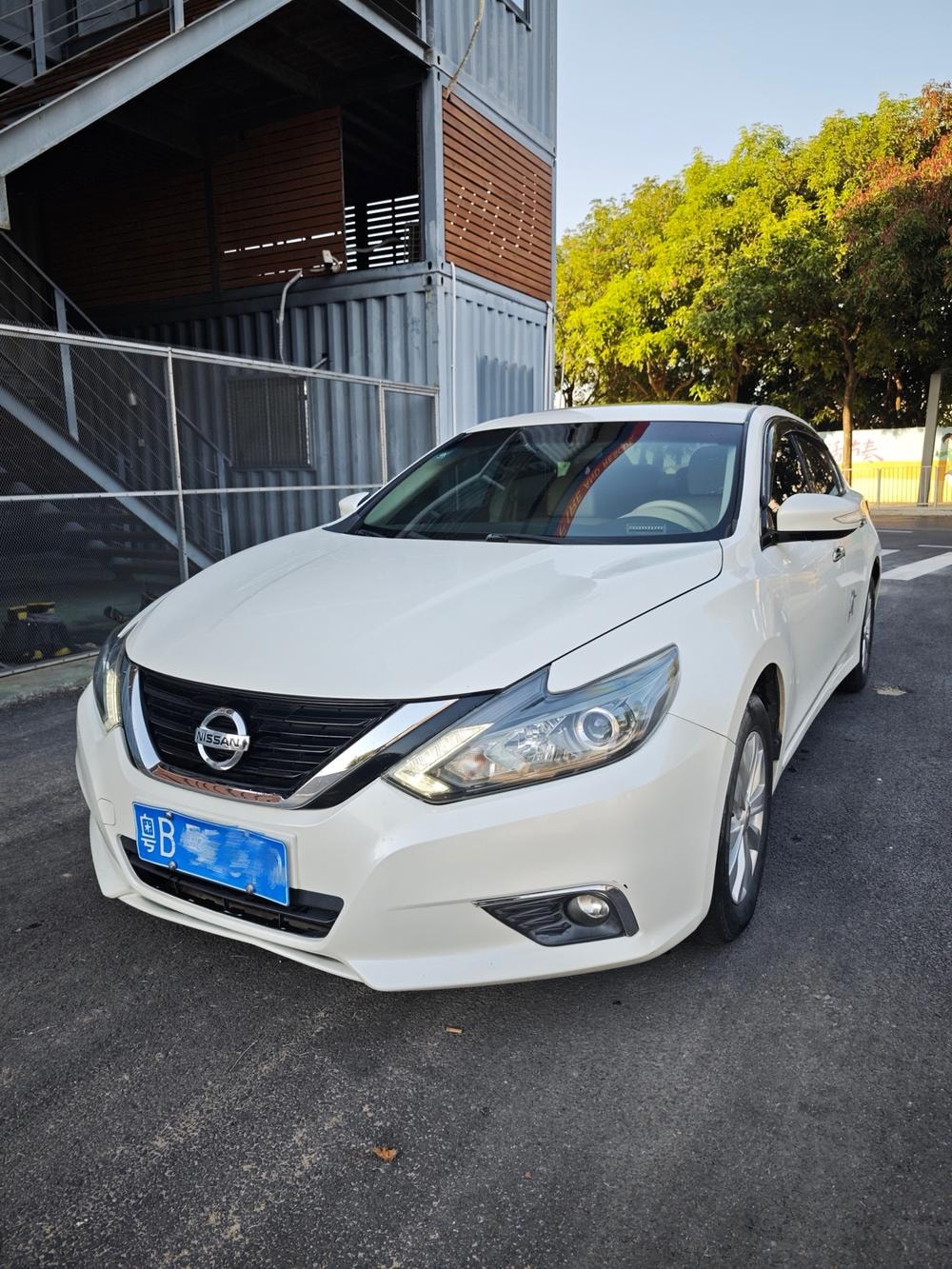 Nissan Teana 2016 — фото автомобиля
