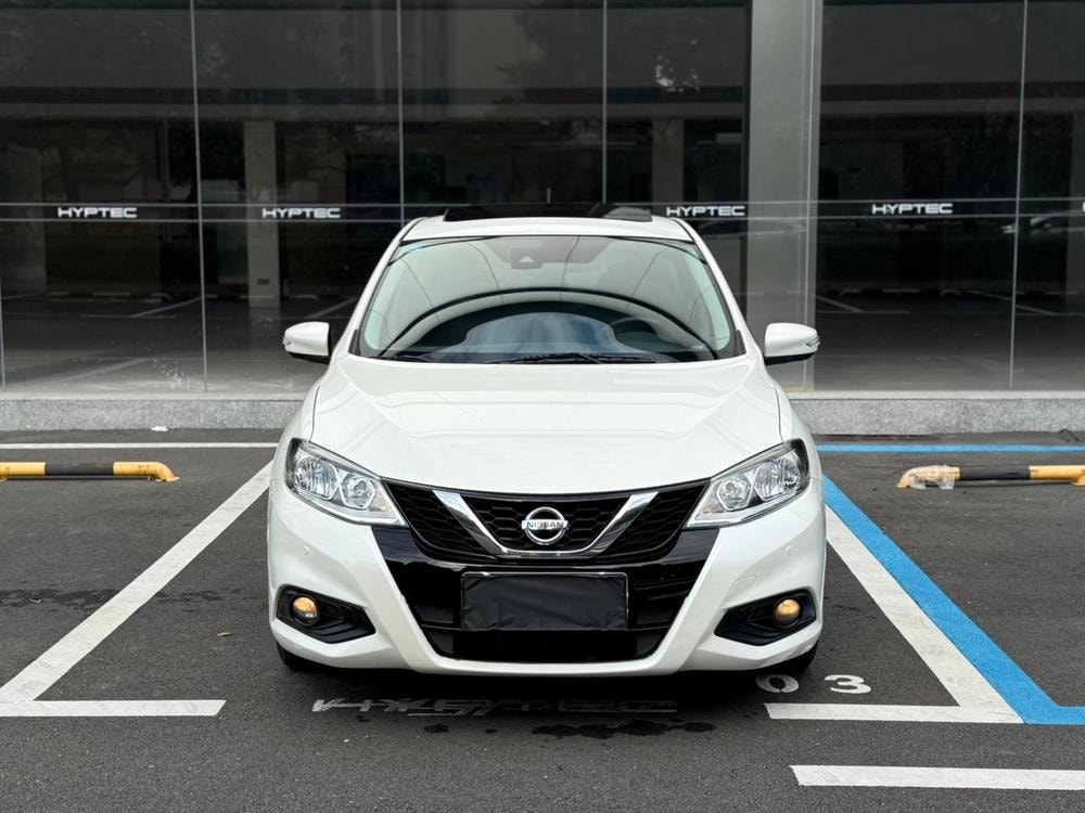 Nissan Tiida 2020 — фото автомобиля 1