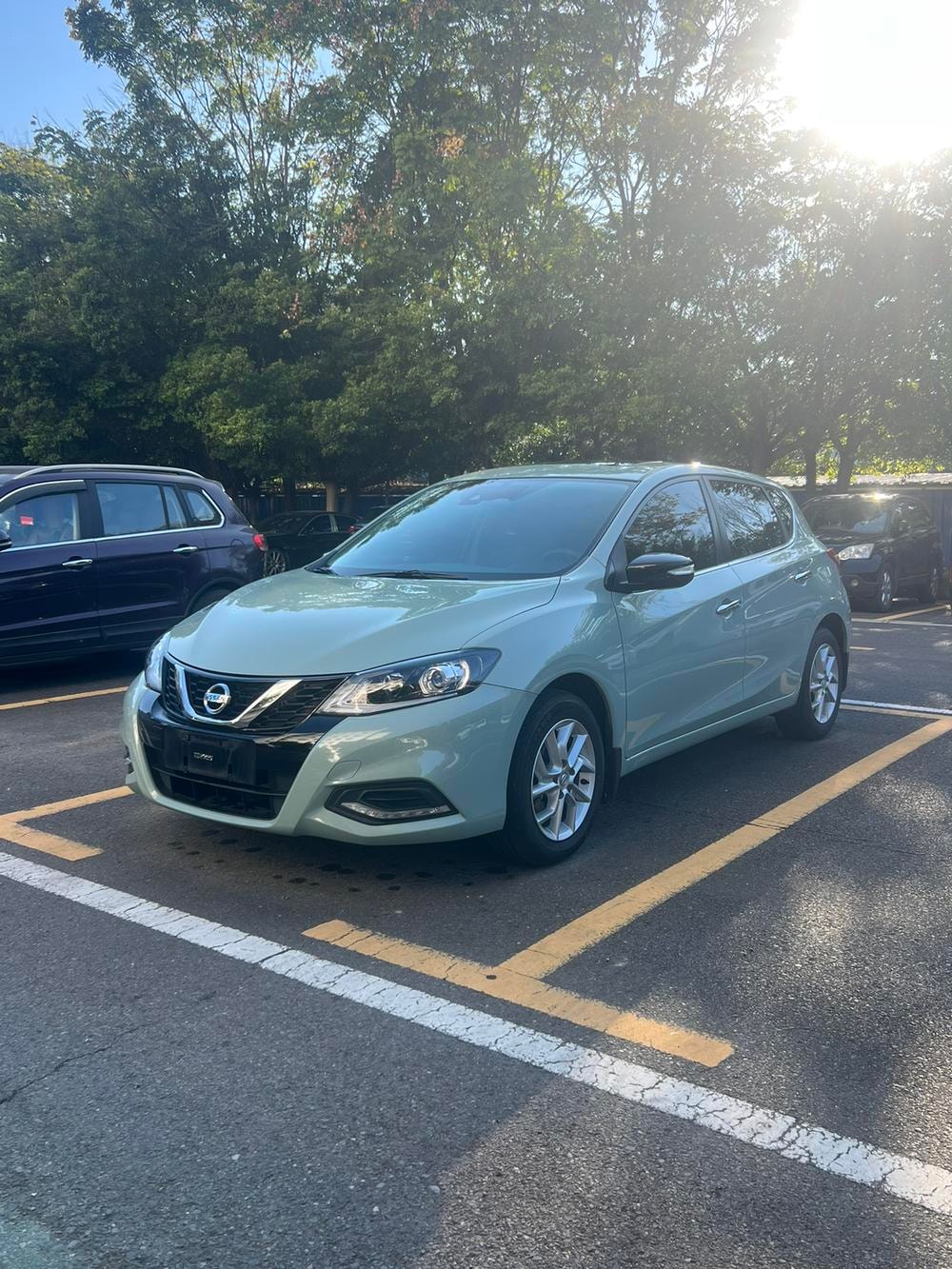 Nissan Tiida 2023 — фото автомобиля