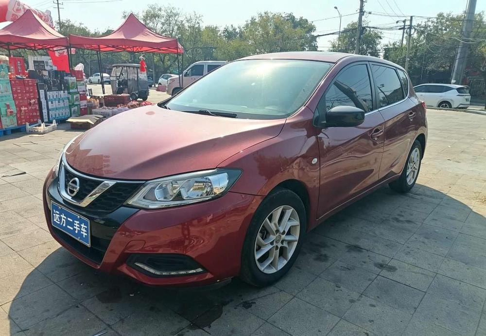 Nissan Tiida 2021 — фото автомобиля 1
