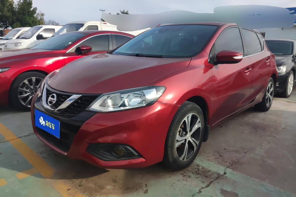 Nissan Tiida 2019 — фото автомобиля 1