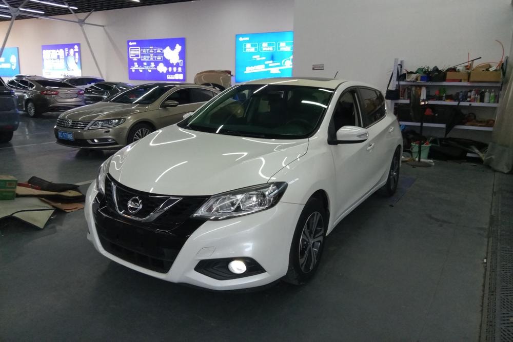 Nissan Tiida 2019 — фото автомобиля