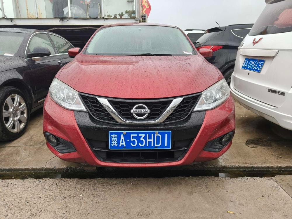 Nissan Tiida 2019 — фото автомобиля