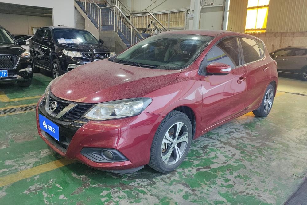 Nissan Tiida 2020 — фото автомобиля
