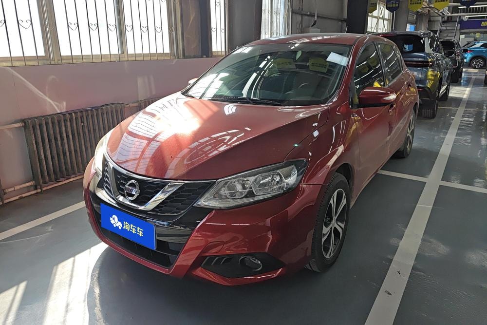 Nissan Tiida 2019 — фото автомобиля