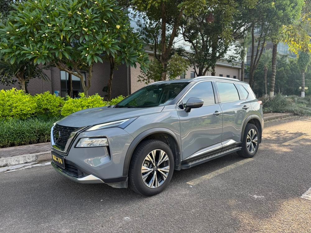 Nissan X-Trail 2021 — фото автомобиля