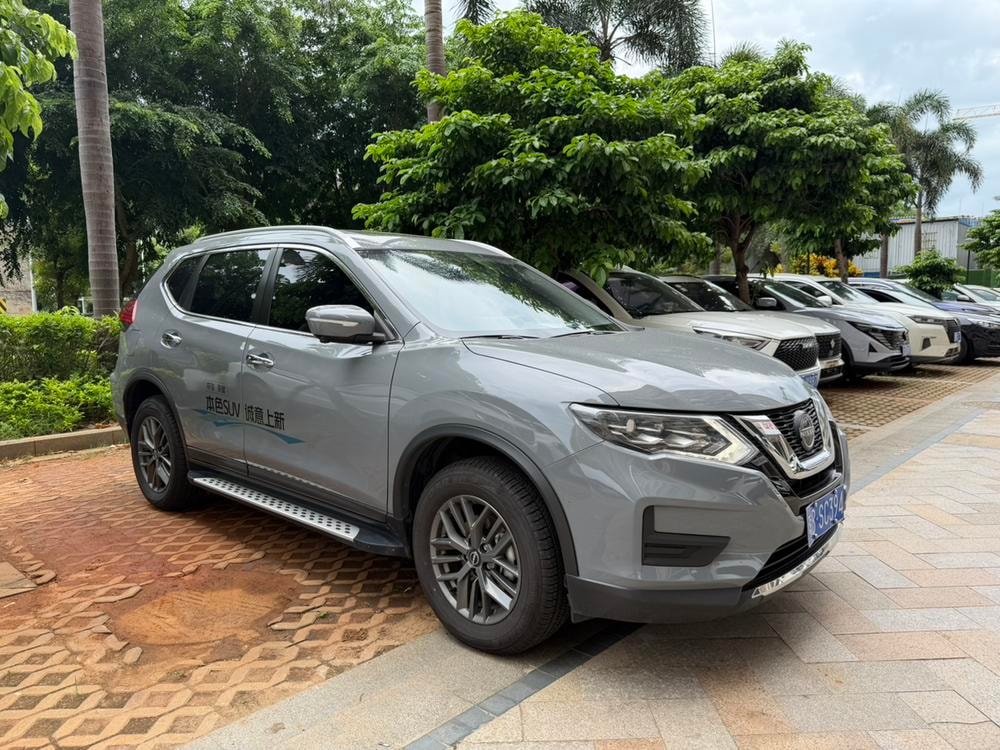 Nissan X-Trail 2025 — фото автомобиля