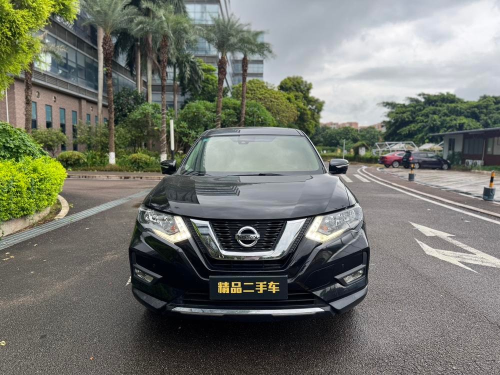 Nissan X-Trail 2019 — фото автомобиля