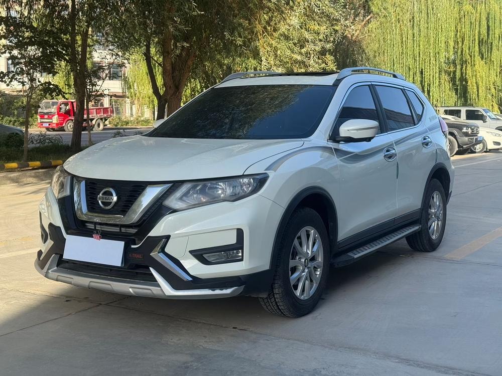 Nissan X-Trail 2019 — фото автомобиля 1