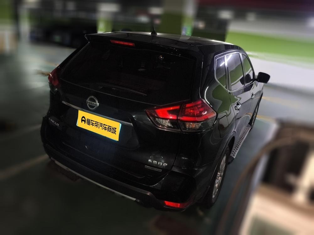 Nissan X-Trail 2019 — фото автомобиля