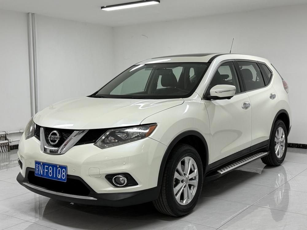 Nissan X-Trail 2015 — фото автомобиля 1