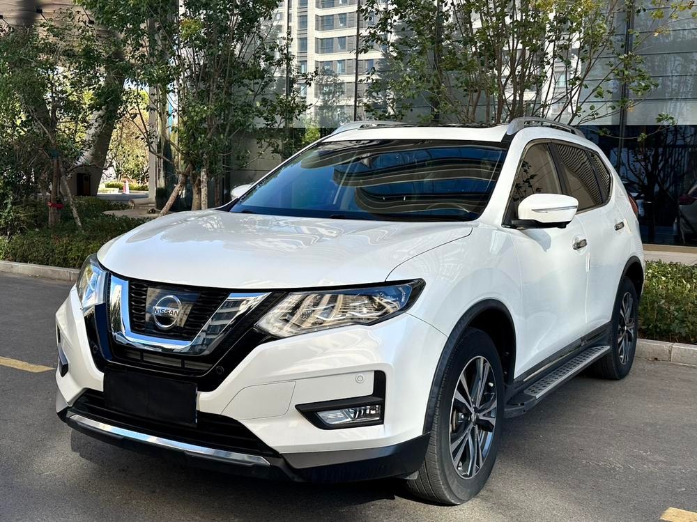 Nissan X-Trail 2020 — фото автомобиля 1