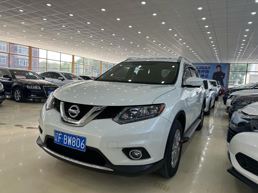 Nissan X-Trail 2014 — фото автомобиля 1