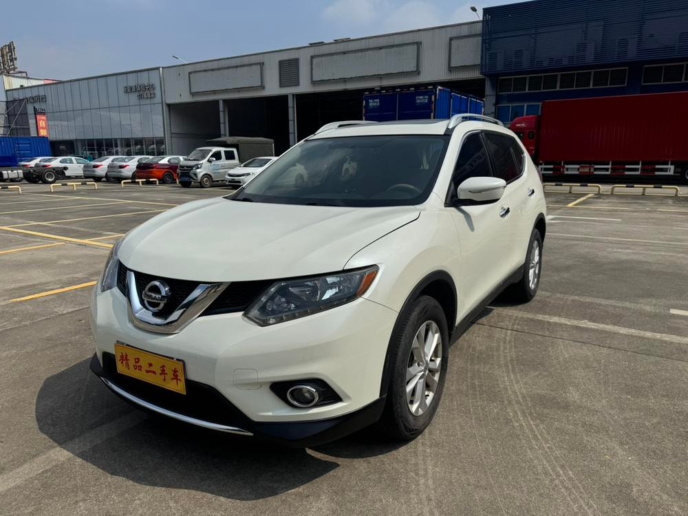 Nissan X-Trail 2014 — фото автомобиля