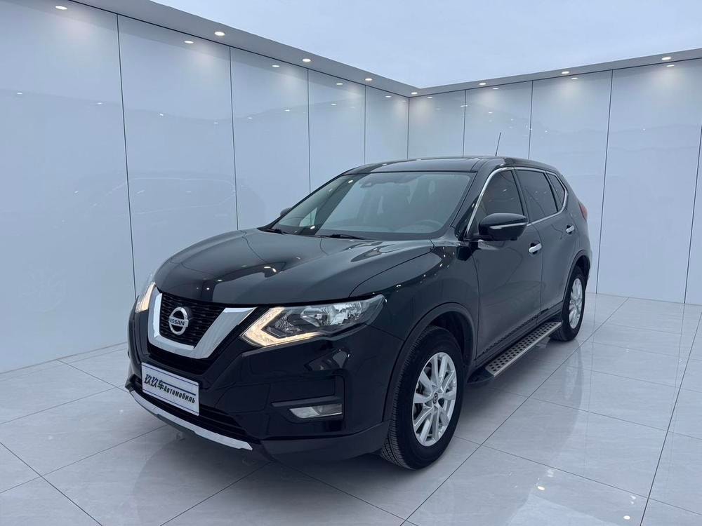 Nissan X-Trail 2022 — фото автомобиля