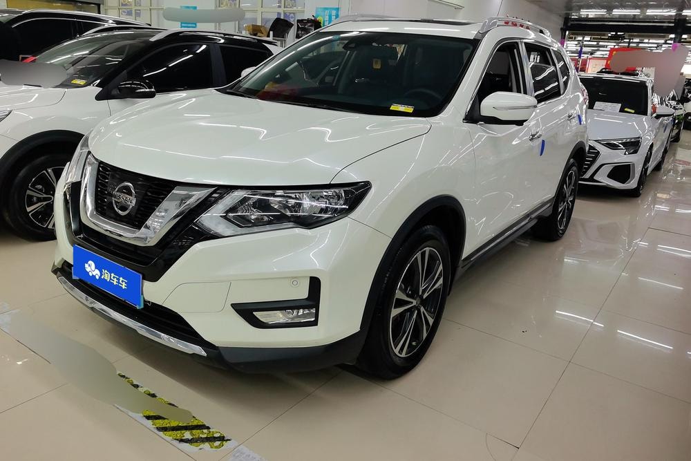 Nissan X-Trail 2019 — фото автомобиля