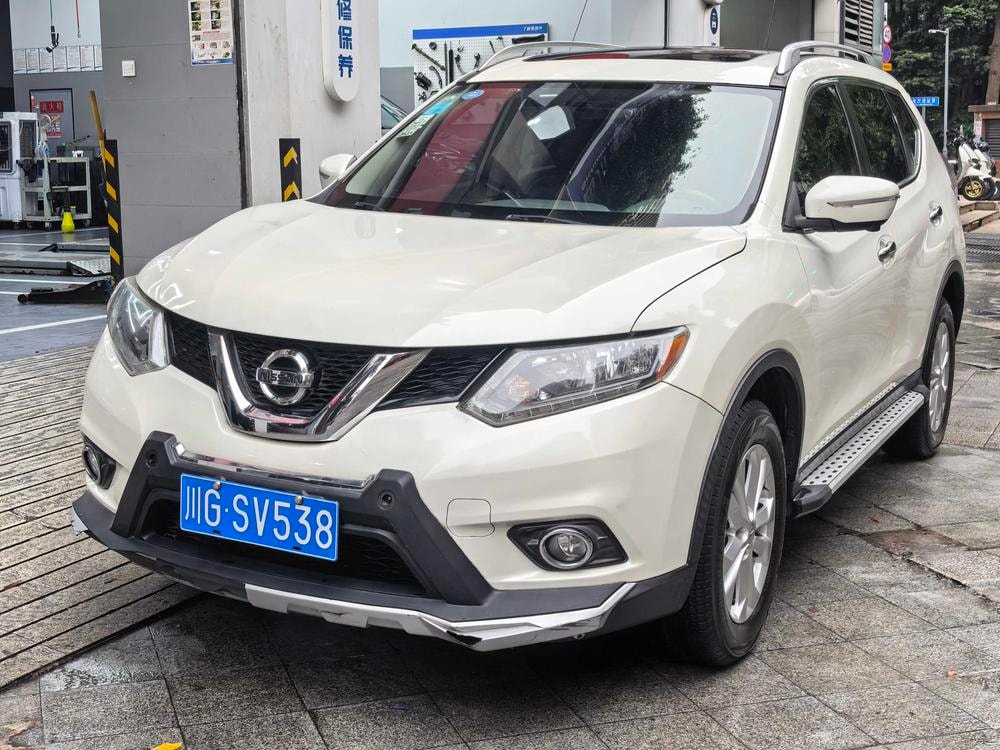 Nissan X-Trail 2014 — фото автомобиля