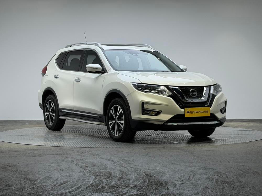 Nissan X-Trail 2020 — фото автомобиля