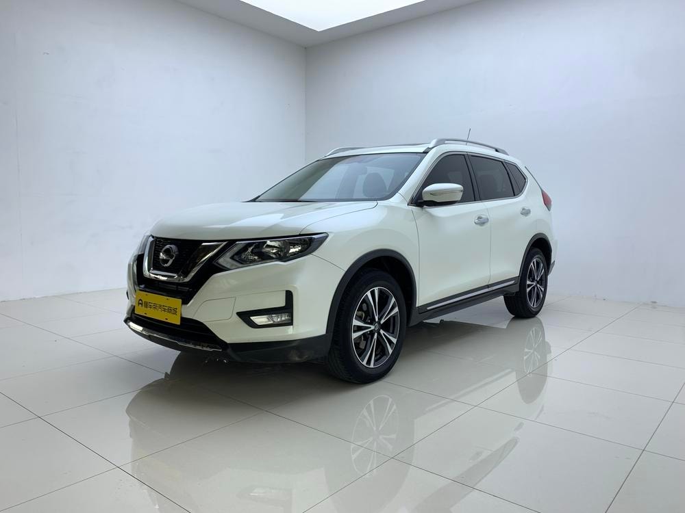 Nissan X-Trail 2021 — фото автомобиля