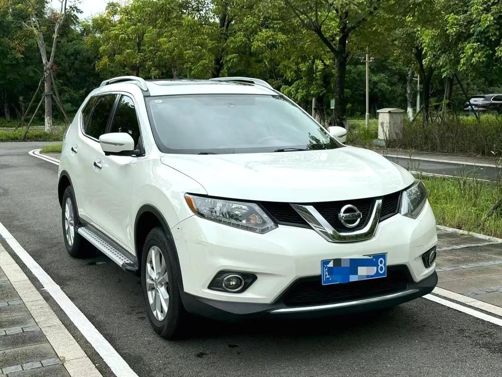 Nissan X-Trail 2014 — фото автомобиля