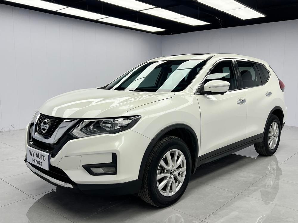 Nissan X-Trail 2022 — фото автомобиля