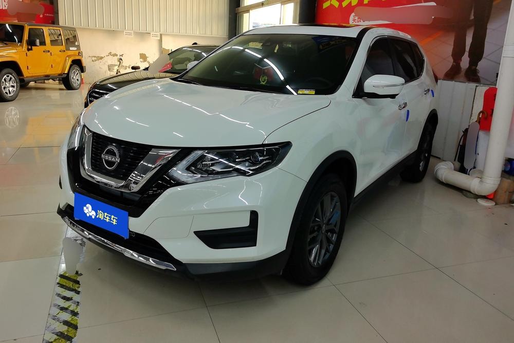 Nissan X-Trail 2025 — фото автомобиля