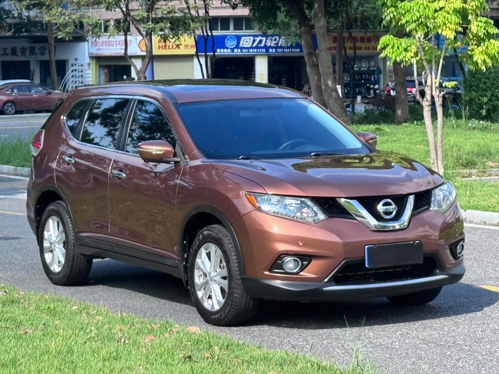 Nissan X-Trail 2014 — фото автомобиля