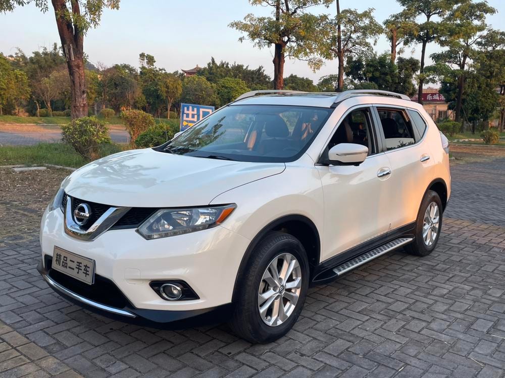 Nissan X-Trail 2016 — фото автомобиля