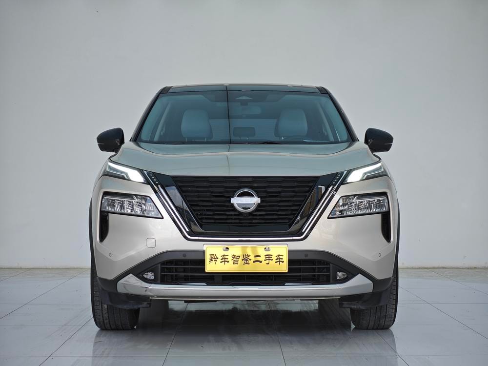 Nissan X-Trail 2023 — фото автомобиля
