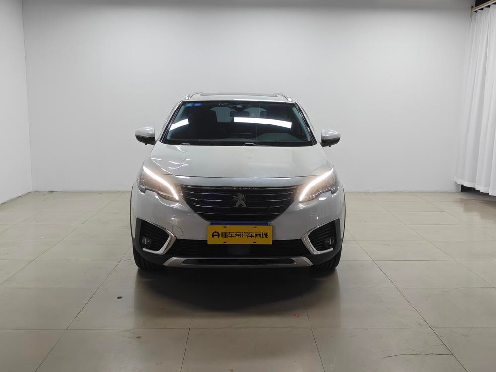 Peugeot 5008 2017 — фото автомобиля 1