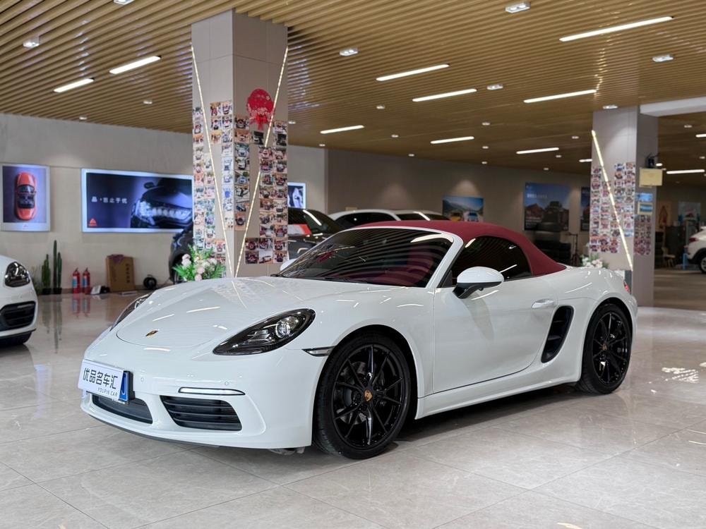 Porsche 718 2023 — фото автомобиля 1