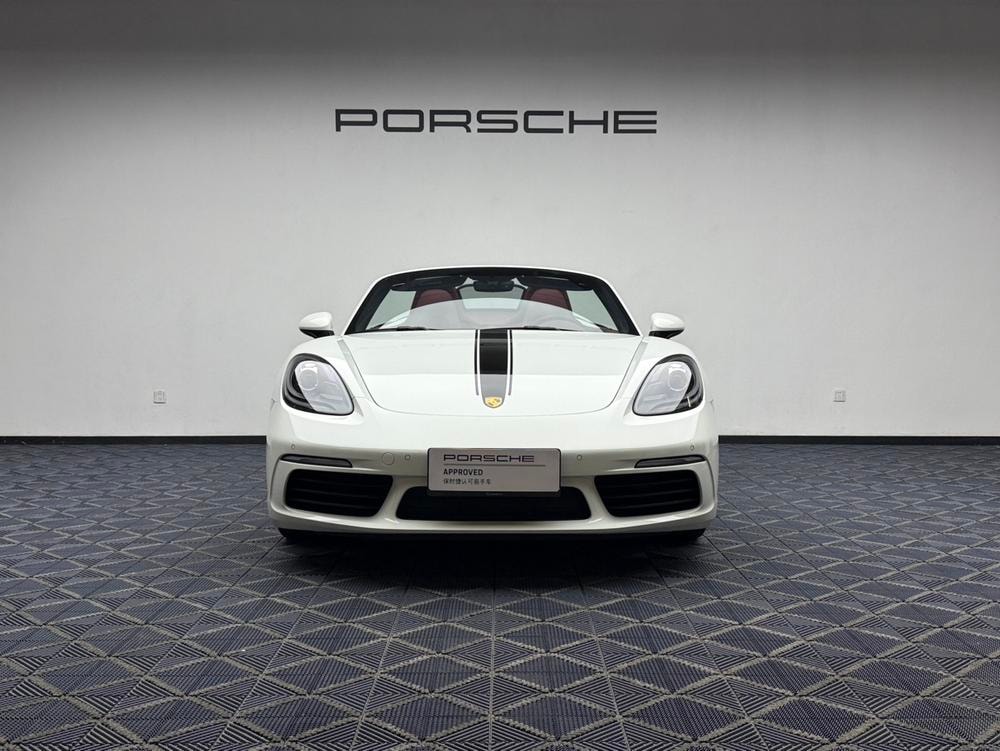 Porsche 718 2023 — фото автомобиля 1