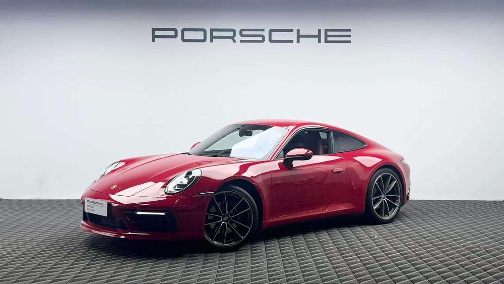 Porsche 911 2023 — фото автомобиля 1