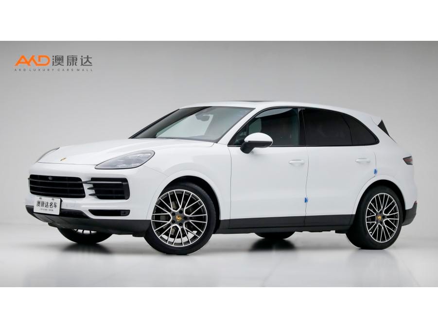 Porsche Cayenne 2021 — фото автомобиля
