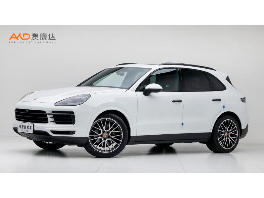 Porsche Cayenne 2021 — фото автомобиля