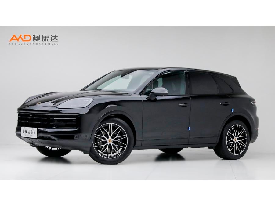 Porsche Cayenne 2026 — фото автомобиля 1