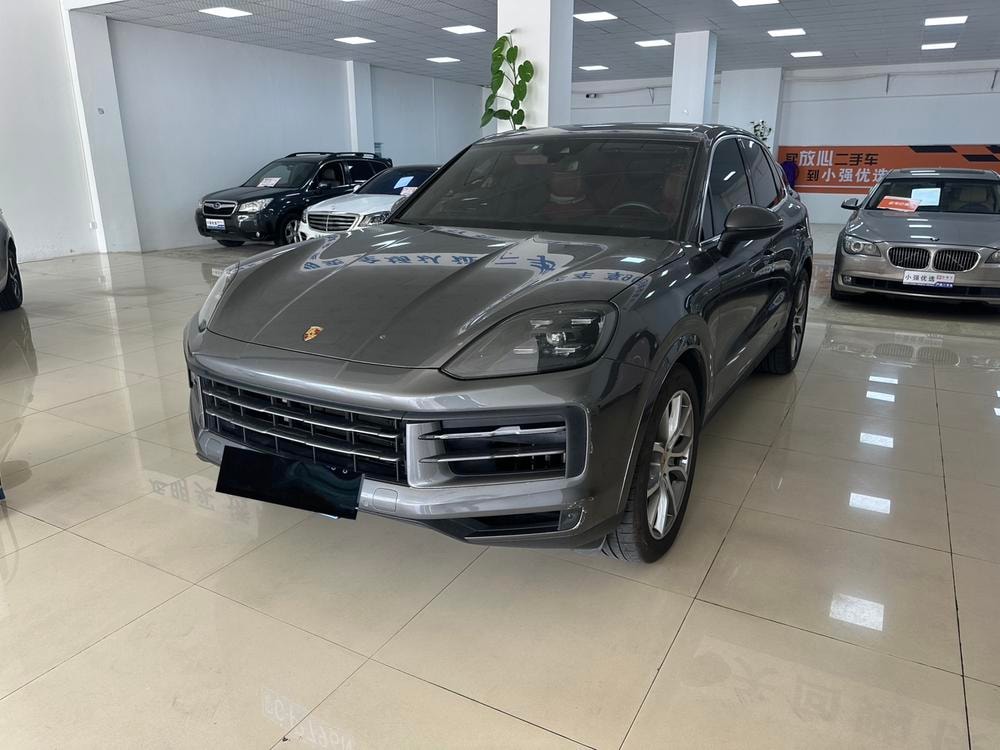 Porsche Cayenne 2024 — фото автомобиля