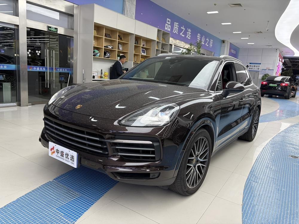 Porsche Cayenne 2019 — фото автомобиля