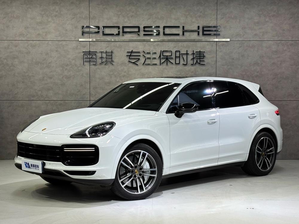 Porsche Cayenne 2020 — фото автомобиля