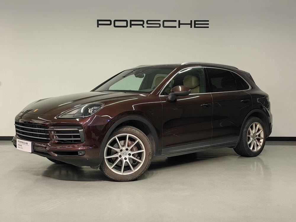 Porsche Cayenne 2018 — фото автомобиля