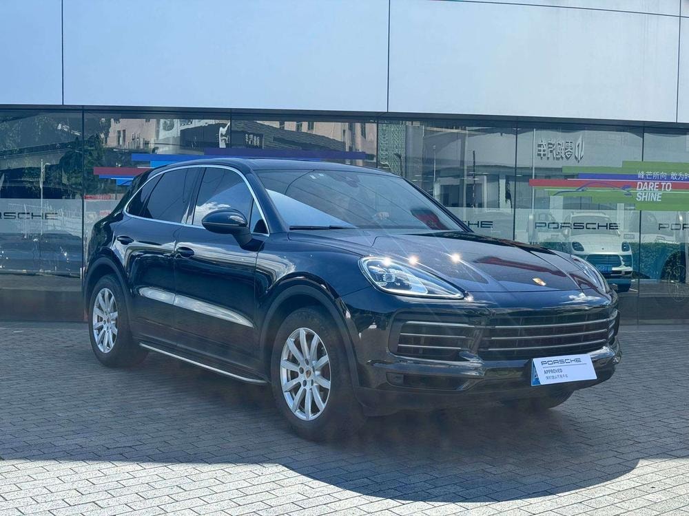 Porsche Cayenne 2019 — фото автомобиля