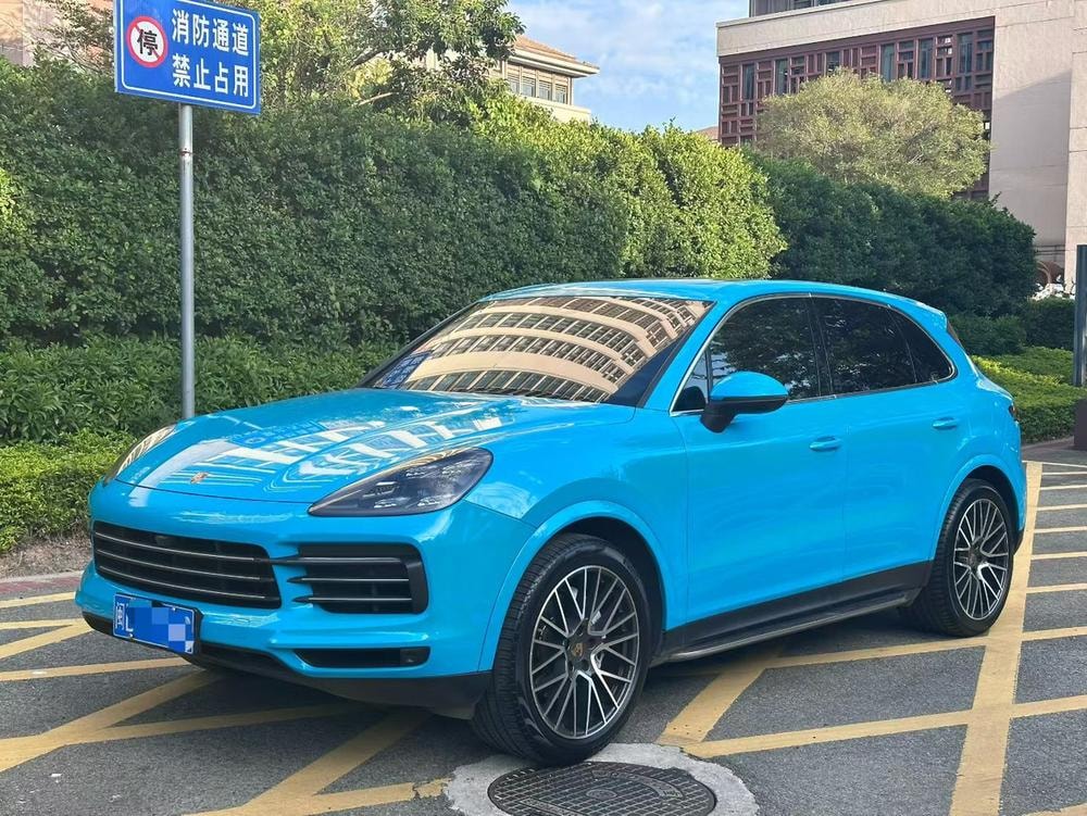Porsche Cayenne 2019 — фото автомобиля