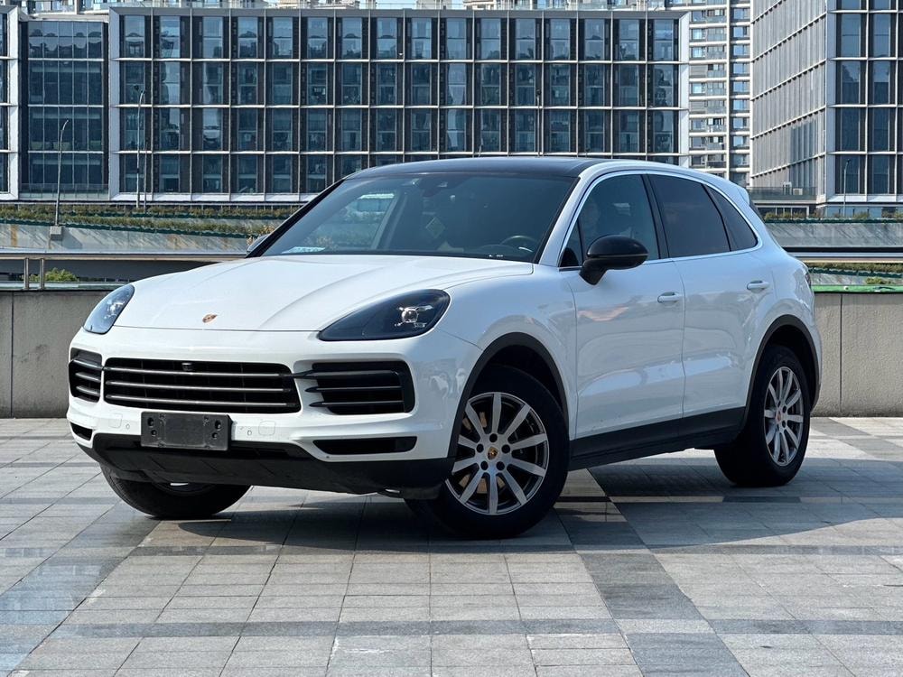 Porsche Cayenne 2019 — фото автомобиля