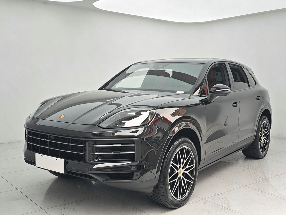 Porsche Cayenne 2024 — фото автомобиля