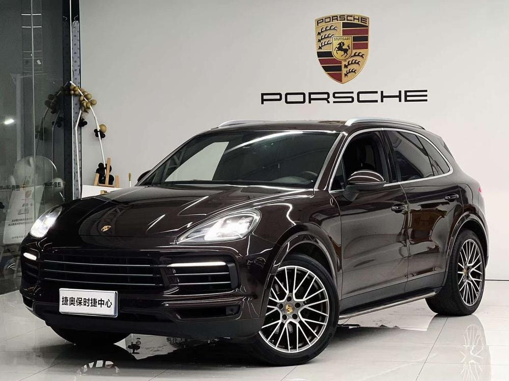 Porsche Cayenne 2019 — фото автомобиля