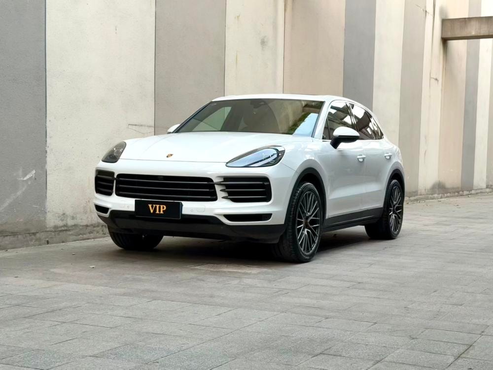 Porsche Cayenne 2019 — фото автомобиля